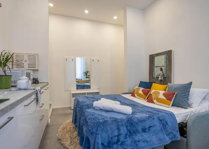 Priamar Free - Grand Maison Appartement